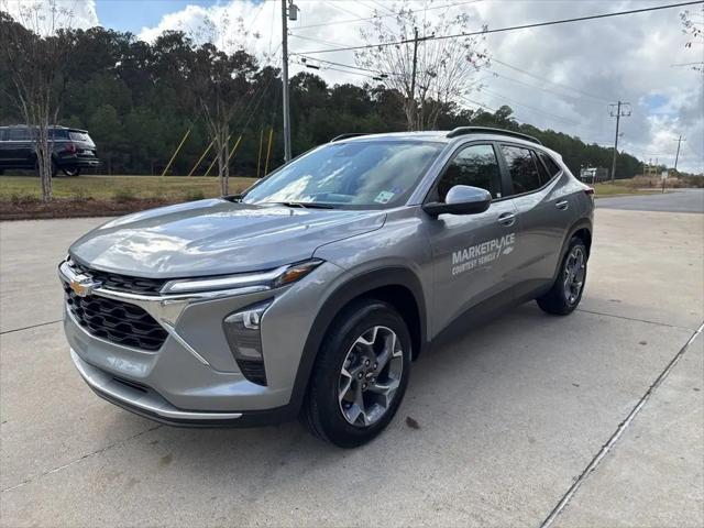 2025 Chevrolet Trax FWD LT
