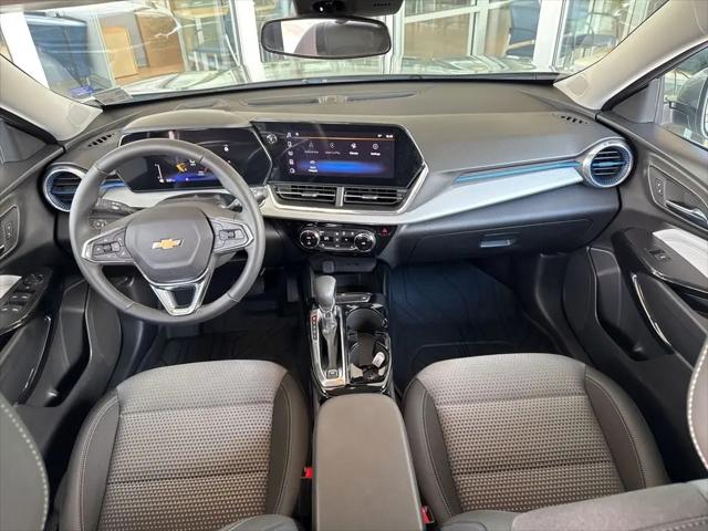 2025 Chevrolet Trax FWD LT