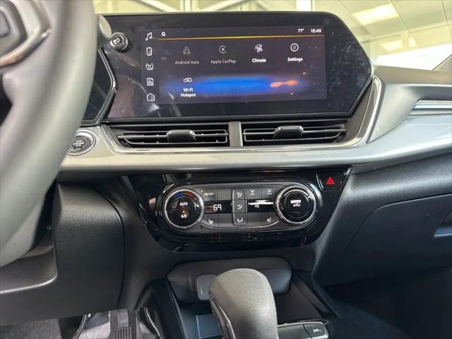 2025 Chevrolet Trax FWD LT