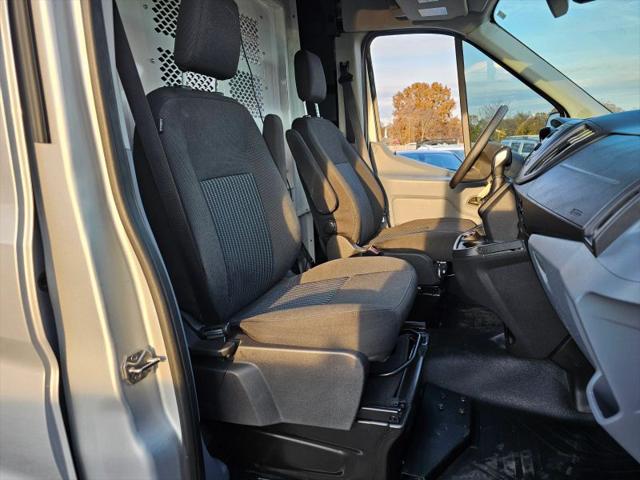 2017 Ford Transit Medium Roof w/Sliding Side Door w/LWB Van 3D
