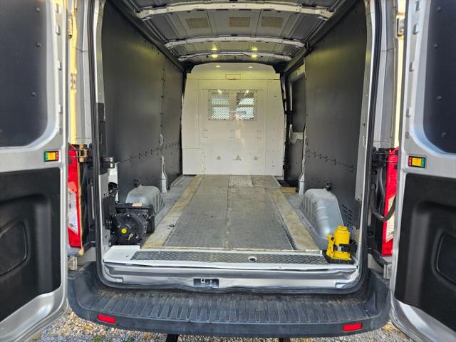 2017 Ford Transit Medium Roof w/Sliding Side Door w/LWB Van 3D