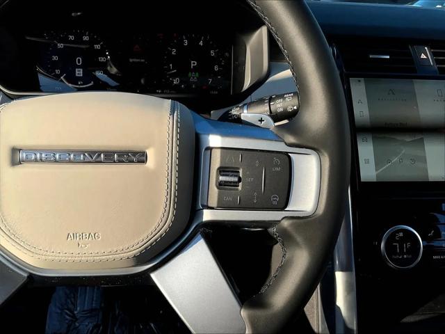 2025 Land Rover Discovery P360 Metropolitan Edition