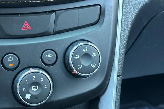 2021 Chevrolet Trax FWD LT