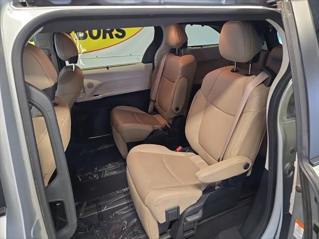 2021 Toyota Sienna Limited