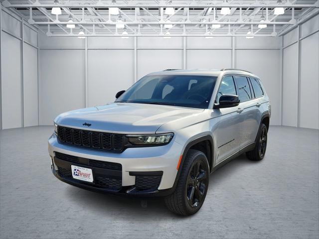 2023 Jeep Grand Cherokee L Altitude 4x4