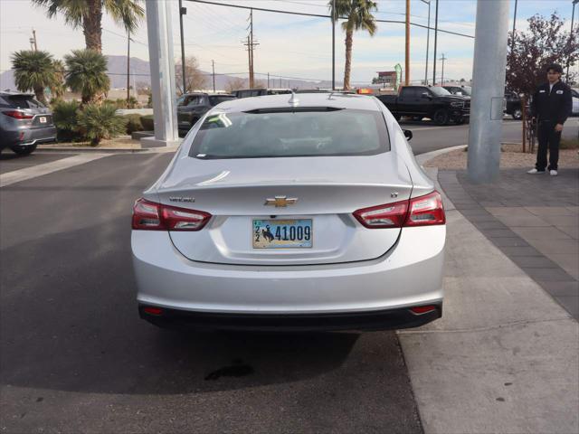 2022 Chevrolet Malibu FWD LT