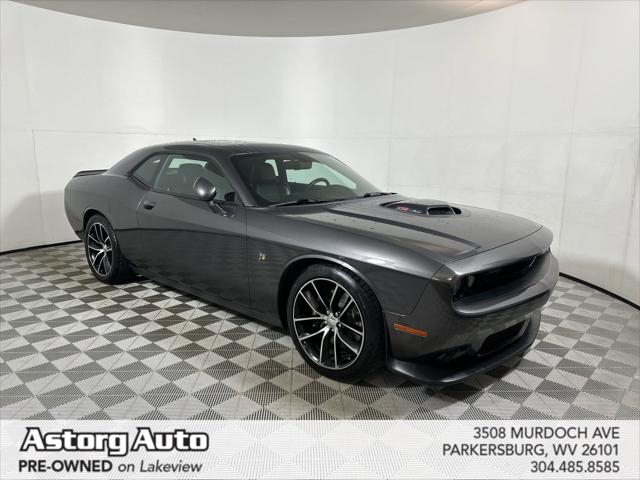 2016 Dodge Challenger 392 Hemi Scat Pack Shaker