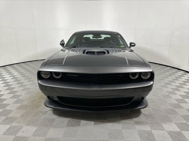 2016 Dodge Challenger 392 Hemi Scat Pack Shaker