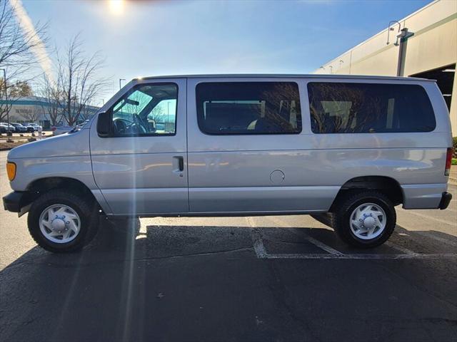 2007 Ford E-350 Super Duty XLT
