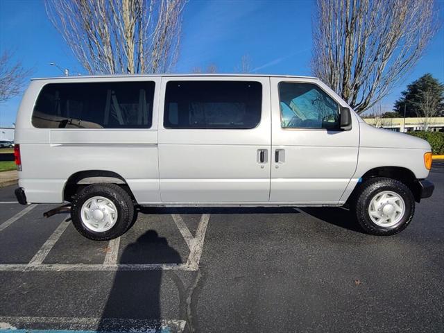 2007 Ford E-350 Super Duty XLT