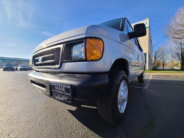 2007 Ford E-350 Super Duty XLT