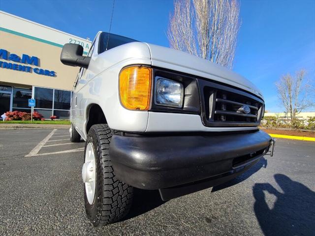 2007 Ford E-350 Super Duty XLT