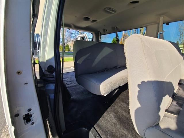 2007 Ford E-350 Super Duty XLT