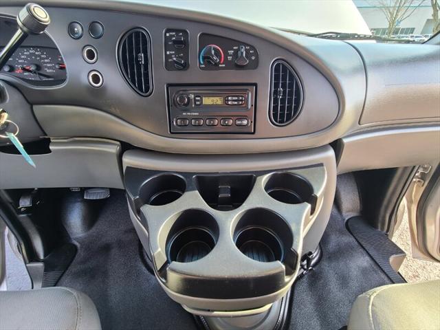 2007 Ford E-350 Super Duty XLT
