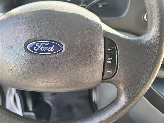 2007 Ford E-350 Super Duty XLT