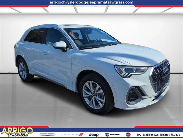 2024 Audi Q3 Premium 45 TFSI S line quattro Tiptronic