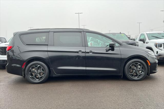 2021 Chrysler Pacifica Hybrid Limited