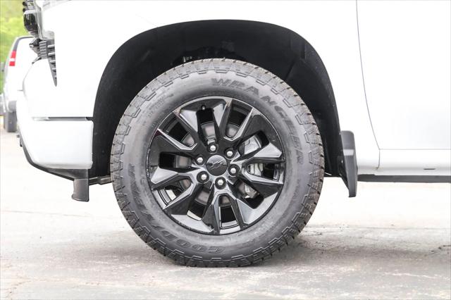 2025 Chevrolet Silverado 1500 4WD Crew Cab Short Bed LT with 2FL
