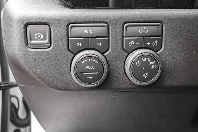 2025 Chevrolet Silverado 1500 4WD Crew Cab Short Bed LT with 2FL