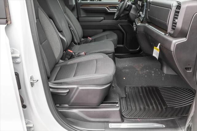 2025 Chevrolet Silverado 1500 4WD Crew Cab Short Bed LT with 2FL