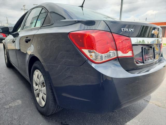 Used 2012 Chevrolet Cruze For Sale in Wilmington, OH