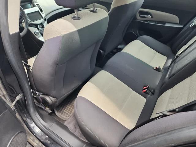 Used 2012 Chevrolet Cruze For Sale in Wilmington, OH