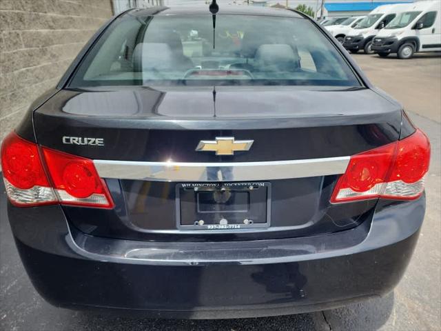 Used 2012 Chevrolet Cruze For Sale in Wilmington, OH