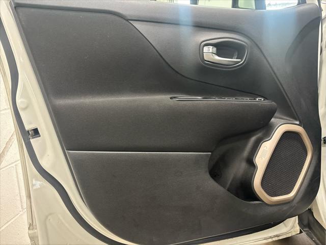 Used 2015 Jeep Renegade For Sale in Wilmington, OH