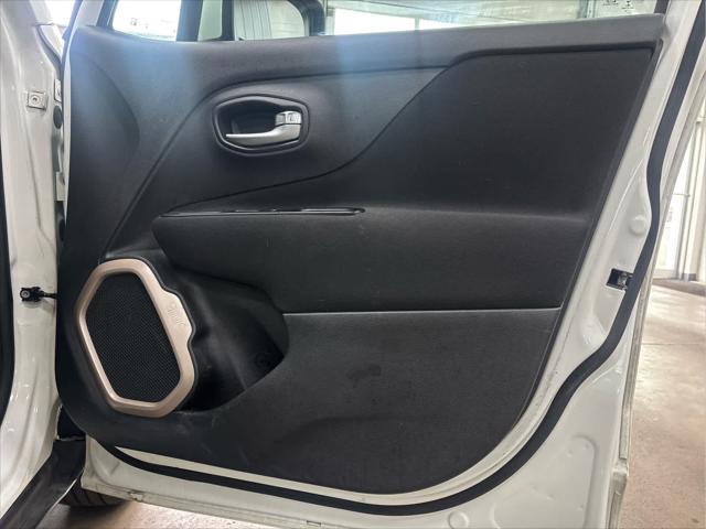 Used 2015 Jeep Renegade For Sale in Wilmington, OH