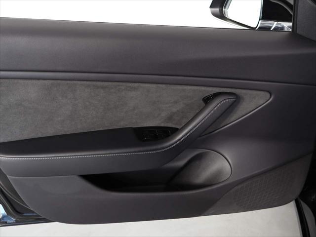 2019 Tesla Model 3 Mid Range