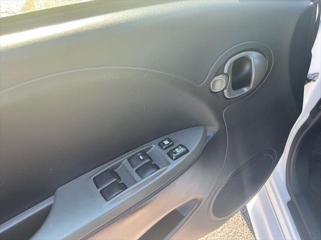 Used 2012 Mitsubishi i-MiEV SE For Sale in Muscle Shoals, AL