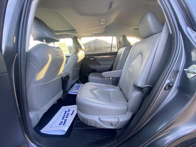 Used 2020 Toyota Highlander For Sale in Pikeville, KY