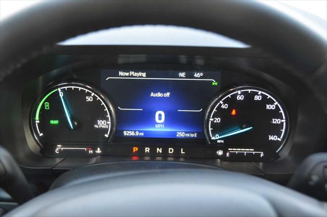 2023 Ford Maverick Lariat