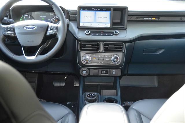 2023 Ford Maverick Lariat