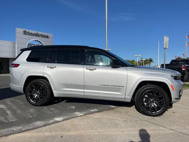 2025 Jeep Grand Cherokee GRAND CHEROKEE L SUMMIT RESERVE 4X4