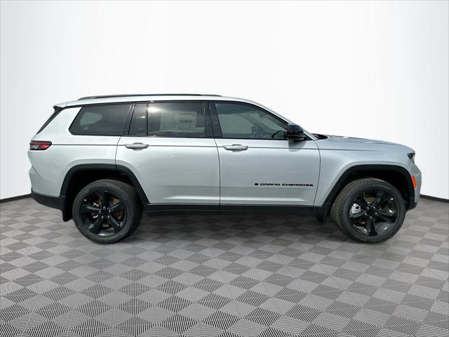 2025 Jeep Grand Cherokee GRAND CHEROKEE L ALTITUDE X 4X2