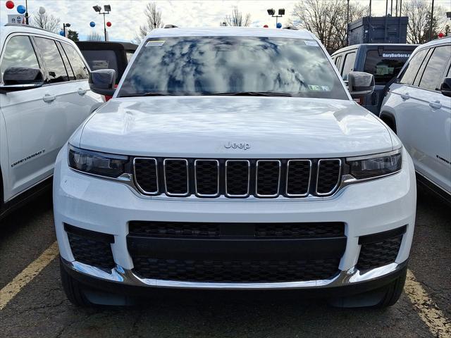 2025 Jeep Grand Cherokee GRAND CHEROKEE L LAREDO X 4X4