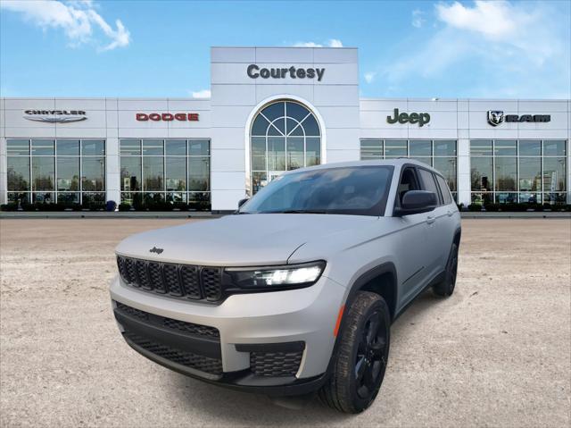 2025 Jeep Grand Cherokee GRAND CHEROKEE L ALTITUDE 4X4