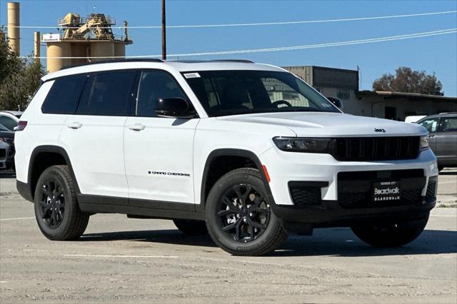 2025 Jeep Grand Cherokee GRAND CHEROKEE L ALTITUDE X 4X4