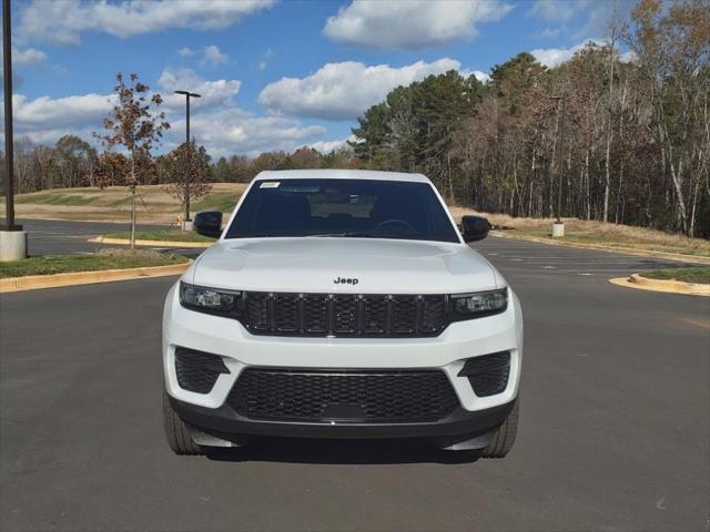 2025 Jeep Grand Cherokee GRAND CHEROKEE ALTITUDE 4X4
