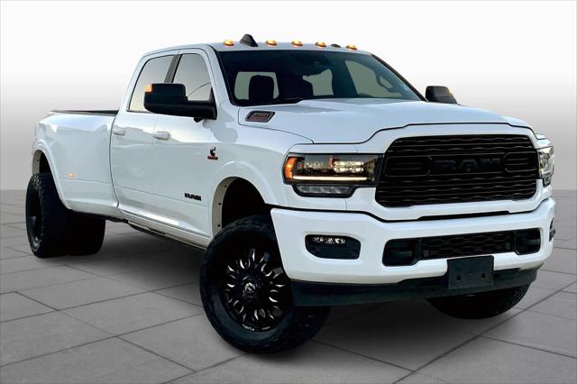 2022 RAM 3500 Limited Crew Cab 4x4 8 Box