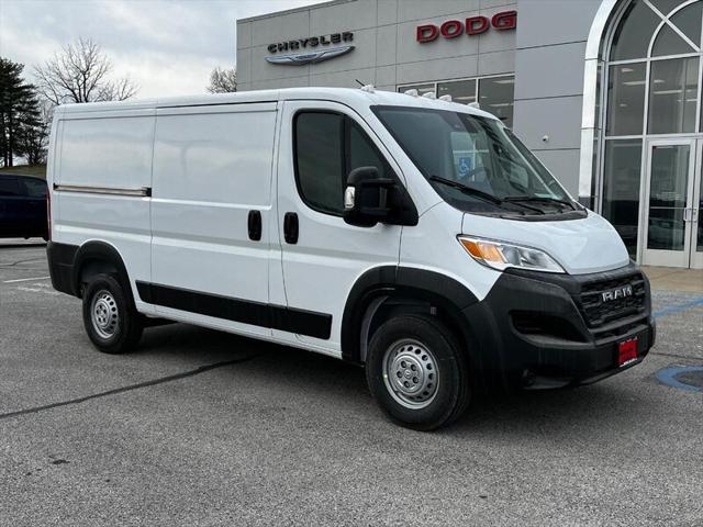 2025 RAM ProMaster 2500 Cargo Van Tradesman Low Roof 136 WB w/Pass Seat 2025 RAM ProMaster 2500 Cargo Van Tradesman Low Roof 136 WB w/Pass Seat