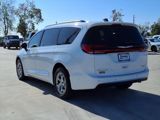 2023 Chrysler Pacifica Limited AWD