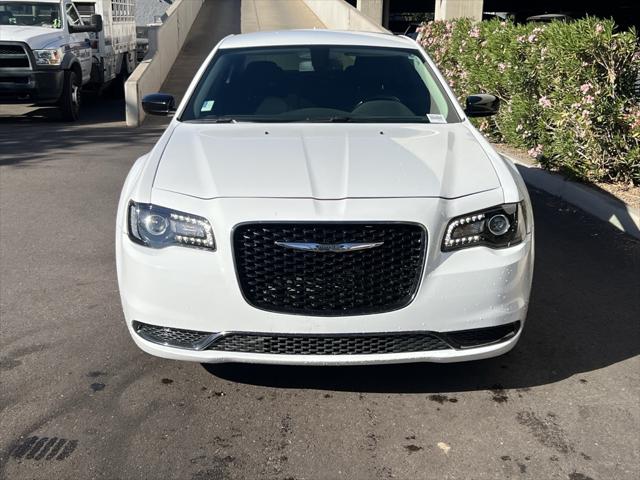 2019 Chrysler 300 Touring