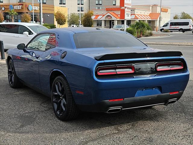 2022 Dodge Challenger SXT