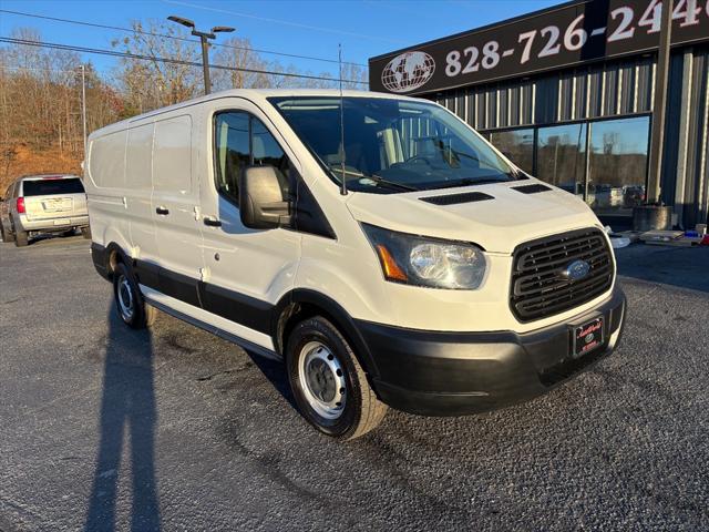 2016 Ford Transit 150 Van Low Roof 60/40 Pass. 130-in. WB