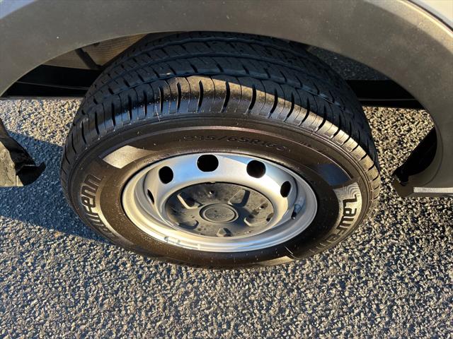2016 Ford Transit 150 Van Low Roof 60/40 Pass. 130-in. WB