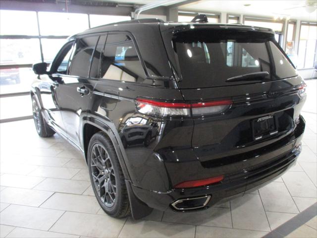2025 Jeep Grand Cherokee GRAND CHEROKEE SUMMIT RESERVE 4X4