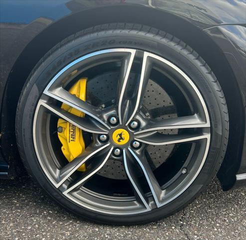 2022 Ferrari Roma Base