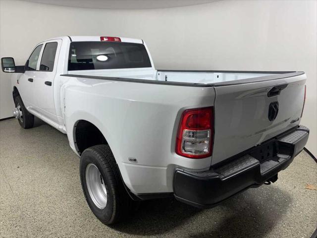 2024 RAM Ram 3500 RAM 3500 TRADESMAN CREW CAB 4X4 8 BOX
